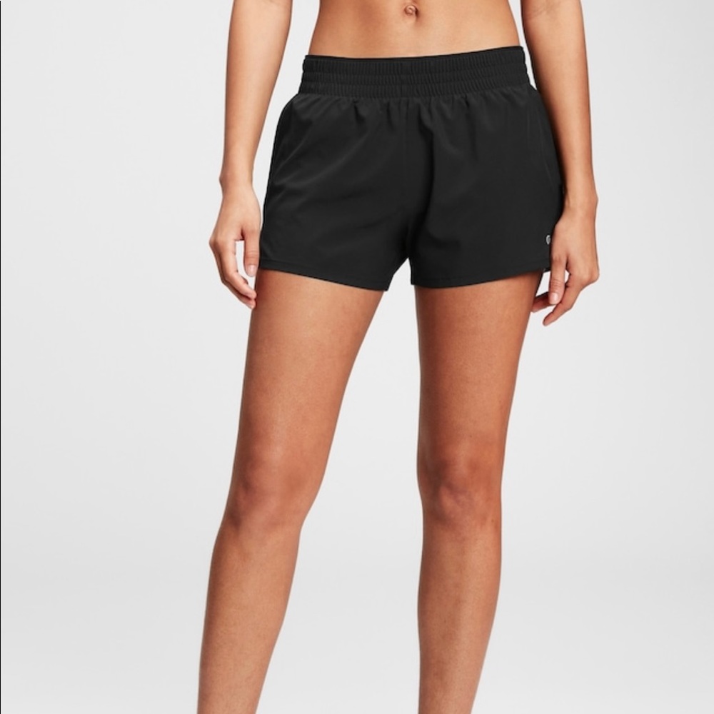 NEW with tags GapFit Shorts size M